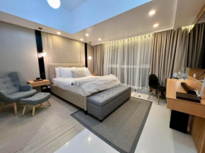 Hotel Vibe Condo at Uptown Parksuites BGC